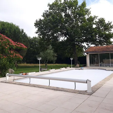 Domaine Fontcouverte Guest house Fontcouverte (Charente-Maritime)