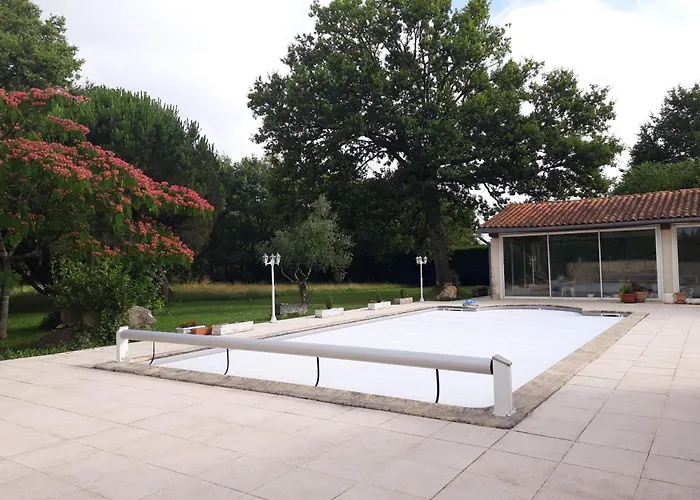 Domaine Fontcouverte ゲストハウス Fontcouverte